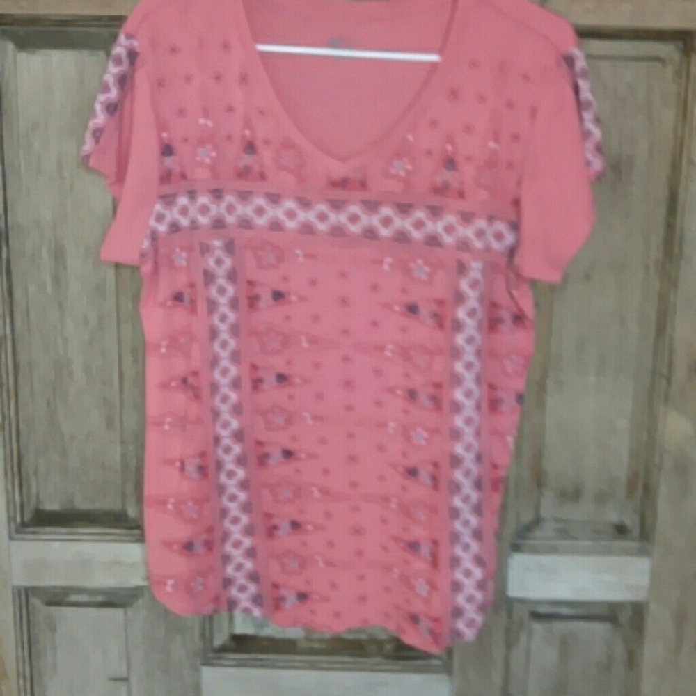 Blouse low cut stretchy